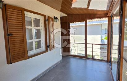 ÇEŞME DALYANDA DÖRT MEVSİM KULLANIMA UYGUN 4+1 TRİPLEKS VİLLA