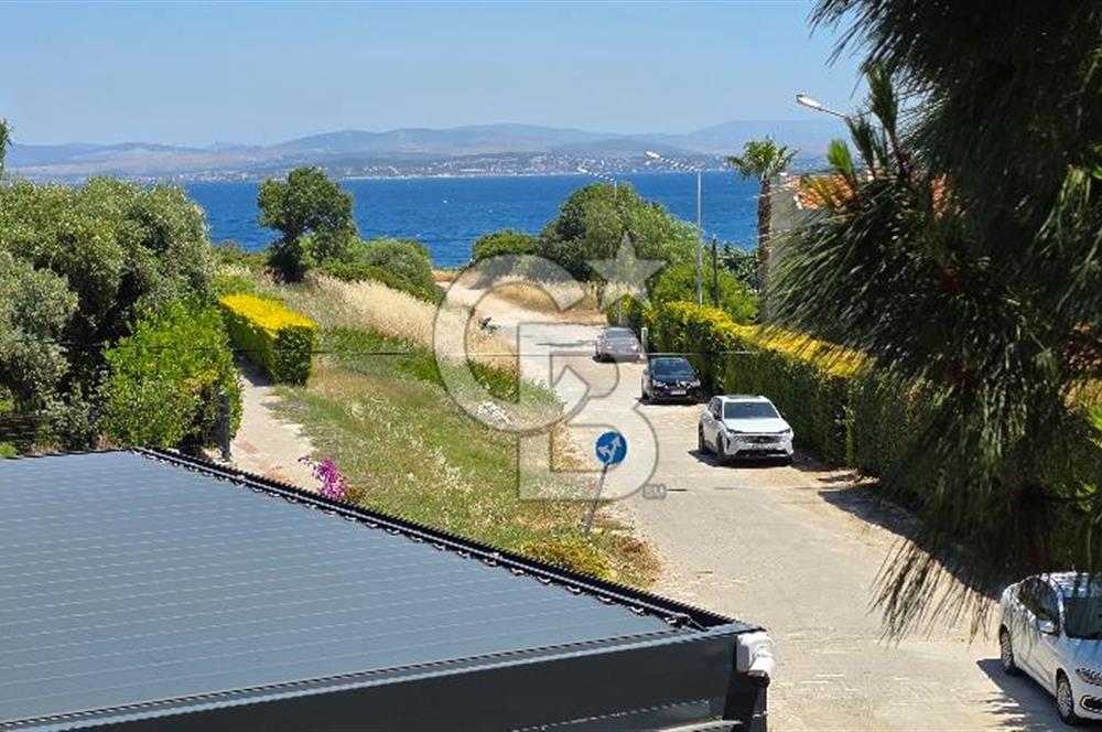 ÇEŞME DALYANDA DÖRT MEVSİM KULLANIMA UYGUN 4+1 TRİPLEKS VİLLA