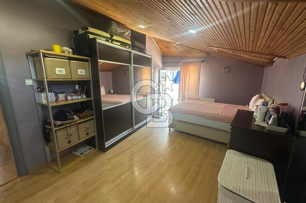 ÜSKÜDAR BULGURLU CADDESİ ÜZERİNDE TERASLI 2+1 ÇATI KATI DAİRE