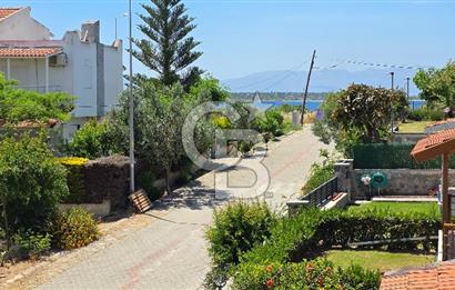 ÇEŞME DALYANDA DÖRT MEVSİM KULLANIMA UYGUN 4+1 TRİPLEKS VİLLA
