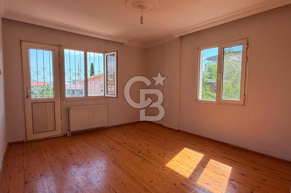 BUCA MENDERES İTFAİYE YAKINI GENİŞ VE FERAH 3+1 KİRALIK DAİRE