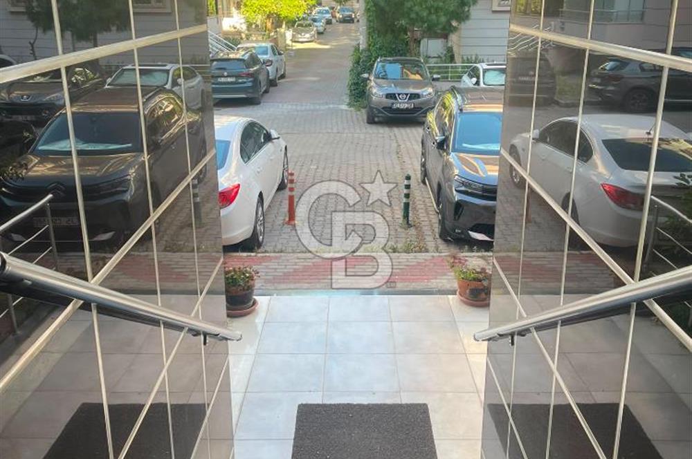 Karşıyaka Yalı Mahallesi’nde  3+1 Ebeveyn Banyolu Kiralık Daire