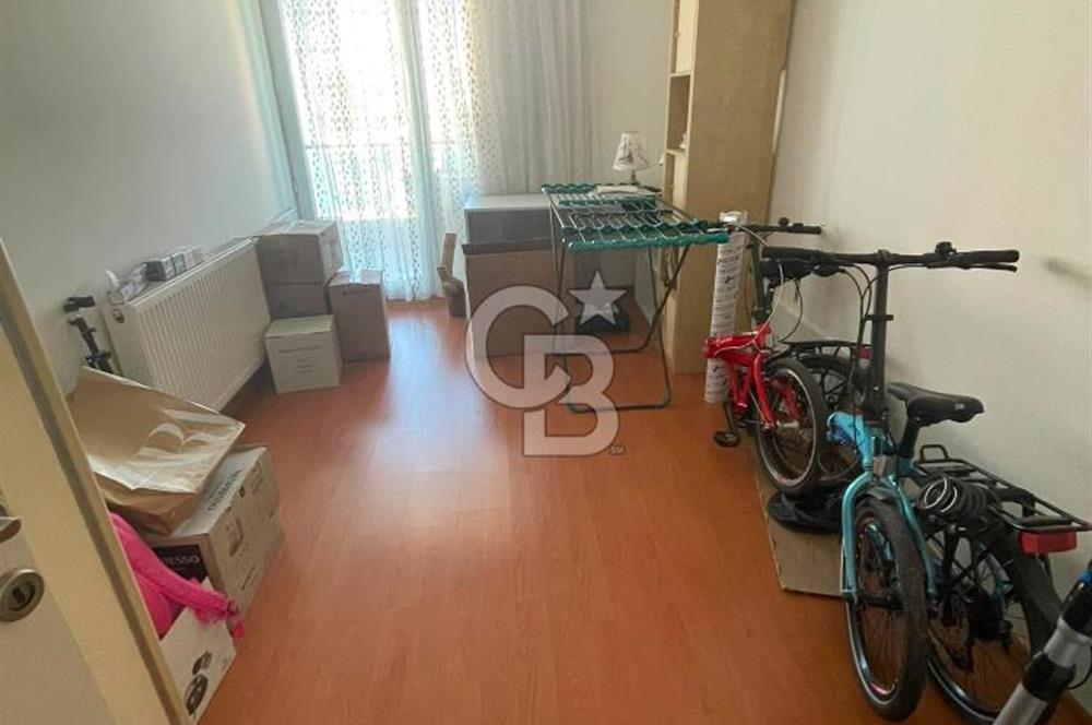 Karşıyaka Yalı Mahallesi’nde  3+1 Ebeveyn Banyolu Kiralık Daire