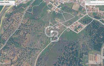 Bergama' da deniz manzaralı, merkeze yakın villa imarlı arsa