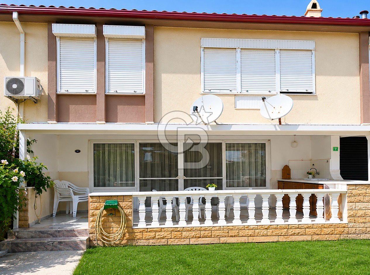 ÇANDARLI MERKEZDE DENİZE YÜRÜME MESAFESİ 2+1 KİRALIK VİLLA