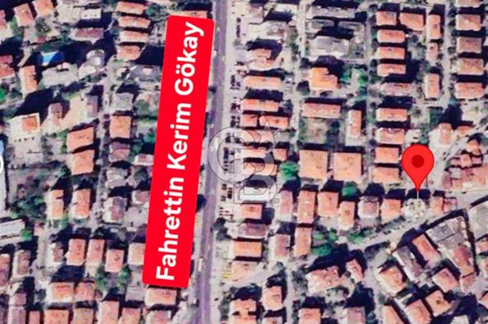 KADIKÖY KUYUBAŞI'NDA CADDE ÜZERİ KİRALIK YÜKSEK TAVANLI DEPO