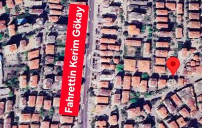 KADIKÖY KUYUBAŞI'NDA CADDE ÜZERİ KİRALIK YÜKSEK TAVANLI DEPO
