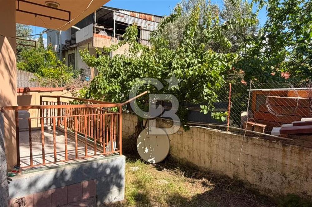 BUCA MENDERES MAHALLESİ'NDE MERKEZİ KONUMDA SATILIK 3+1 DAİRE