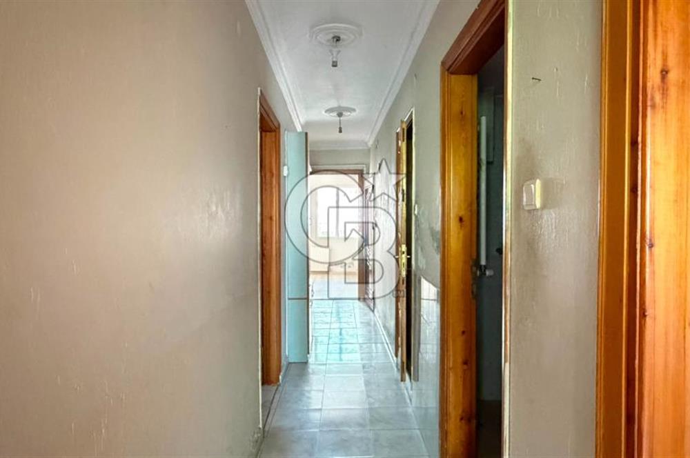 BUCA MENDERES MAHALLESİ'NDE MERKEZİ KONUMDA SATILIK 3+1 DAİRE