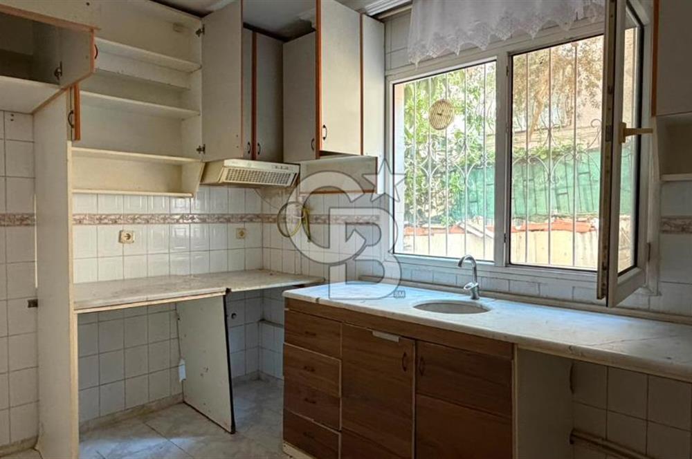 BUCA MENDERES MAHALLESİ'NDE MERKEZİ KONUMDA SATILIK 3+1 DAİRE