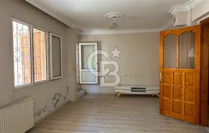 BUCA MENDERES MAHALLESİ'NDE MERKEZİ KONUMDA SATILIK 3+1 DAİRE