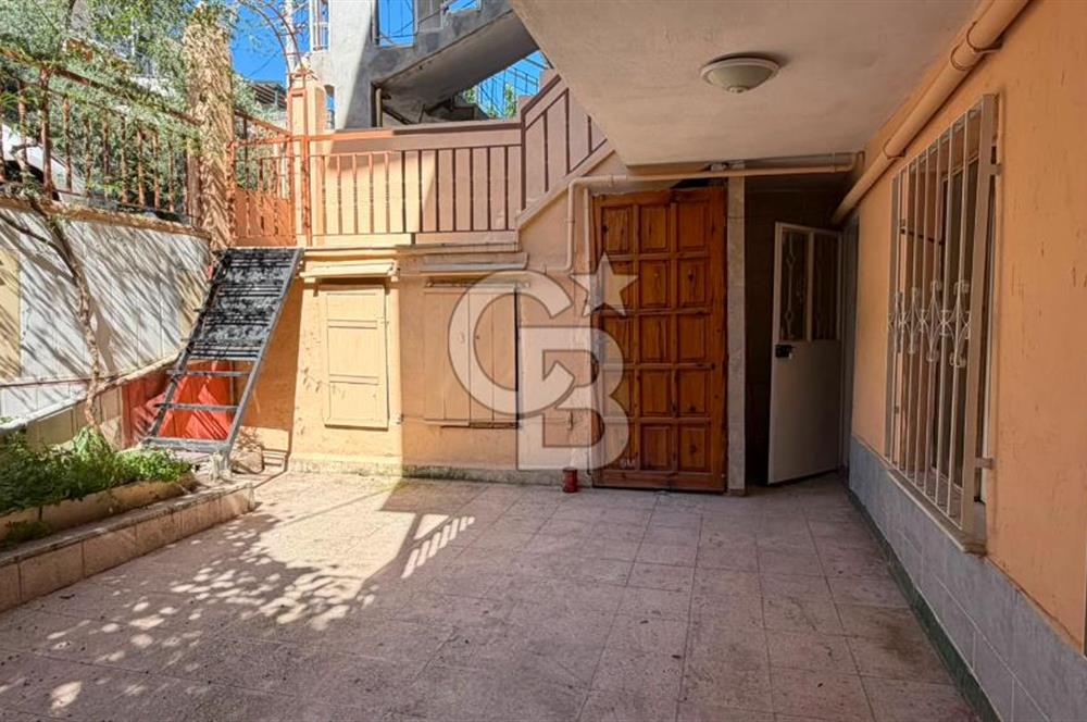 BUCA MENDERES MAHALLESİ'NDE MERKEZİ KONUMDA SATILIK 3+1 DAİRE
