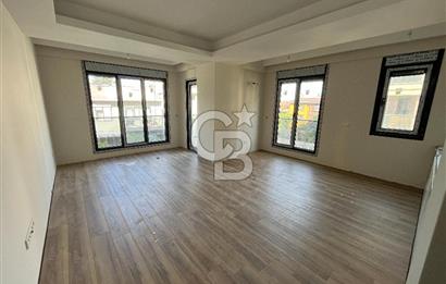 Üsküdar Barbaros Satılık Daire Sıfır Sitede 2+1 Ebeveynli