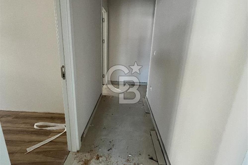 Üsküdar Barbaros Satılık Daire Sıfır Sitede 2+1 Ebeveynli