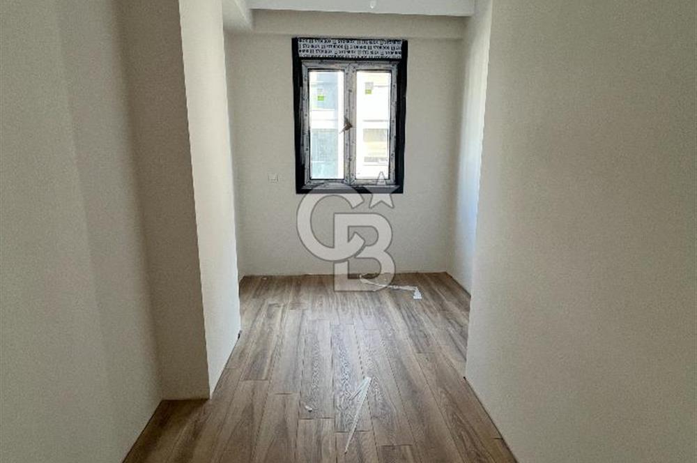 Üsküdar Barbaros Satılık Daire Sıfır Sitede 2+1 Ebeveynli