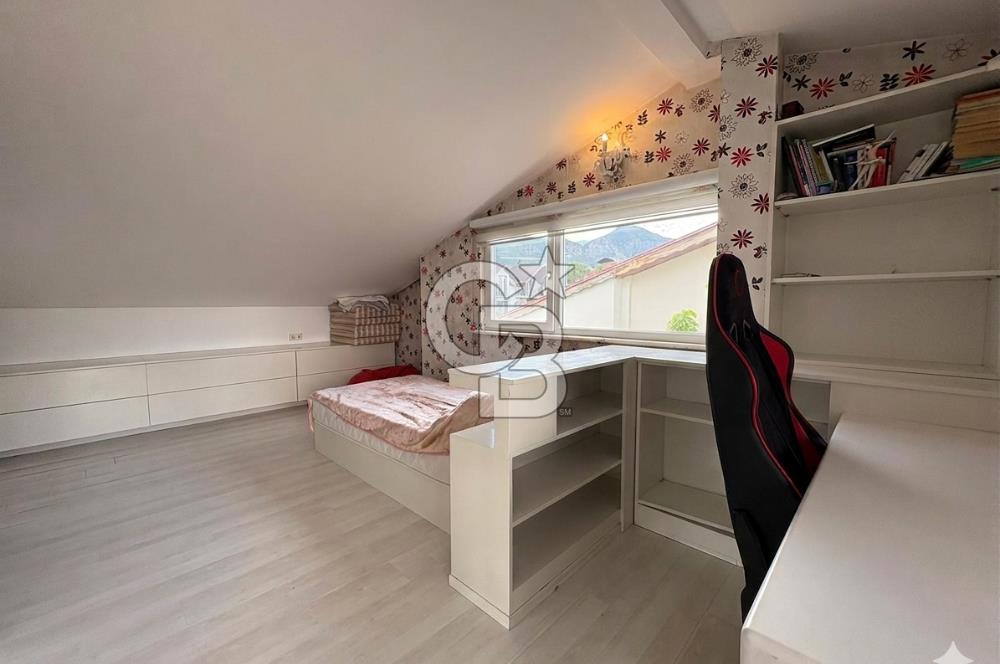 bağbaşında Satılık 5+2 Site İçerisinde Havuzlu Fourlex Villa