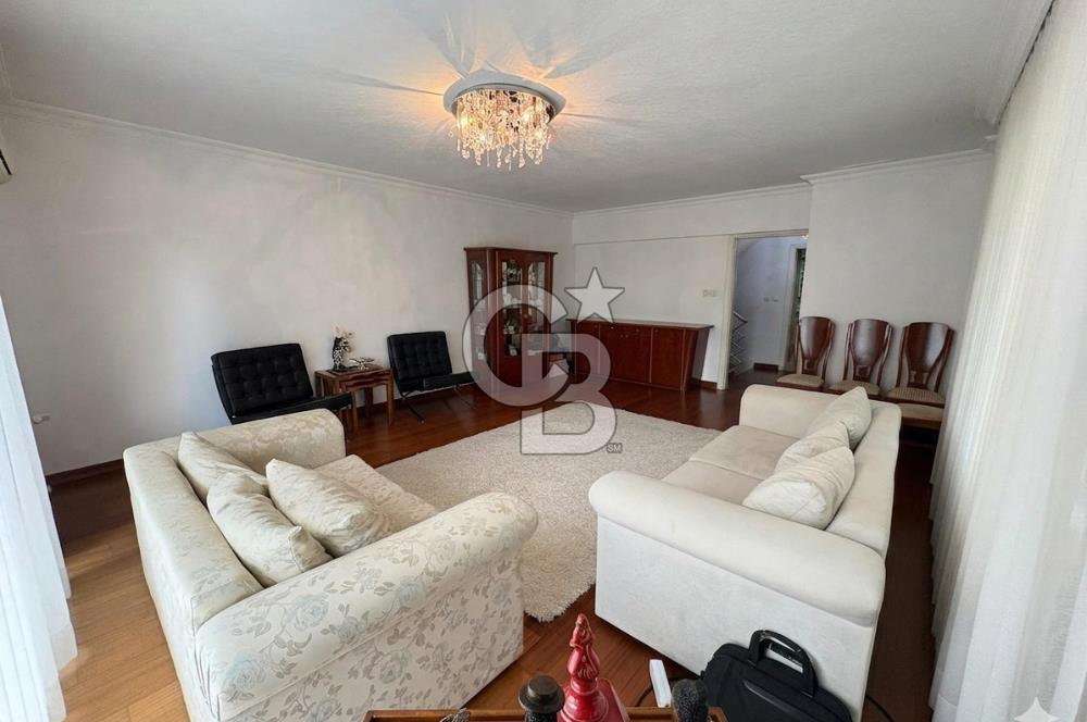 bağbaşında Satılık 5+2 Site İçerisinde Havuzlu Fourlex Villa