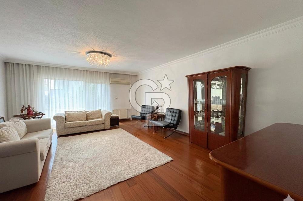 bağbaşında Satılık 5+2 Site İçerisinde Havuzlu Fourlex Villa
