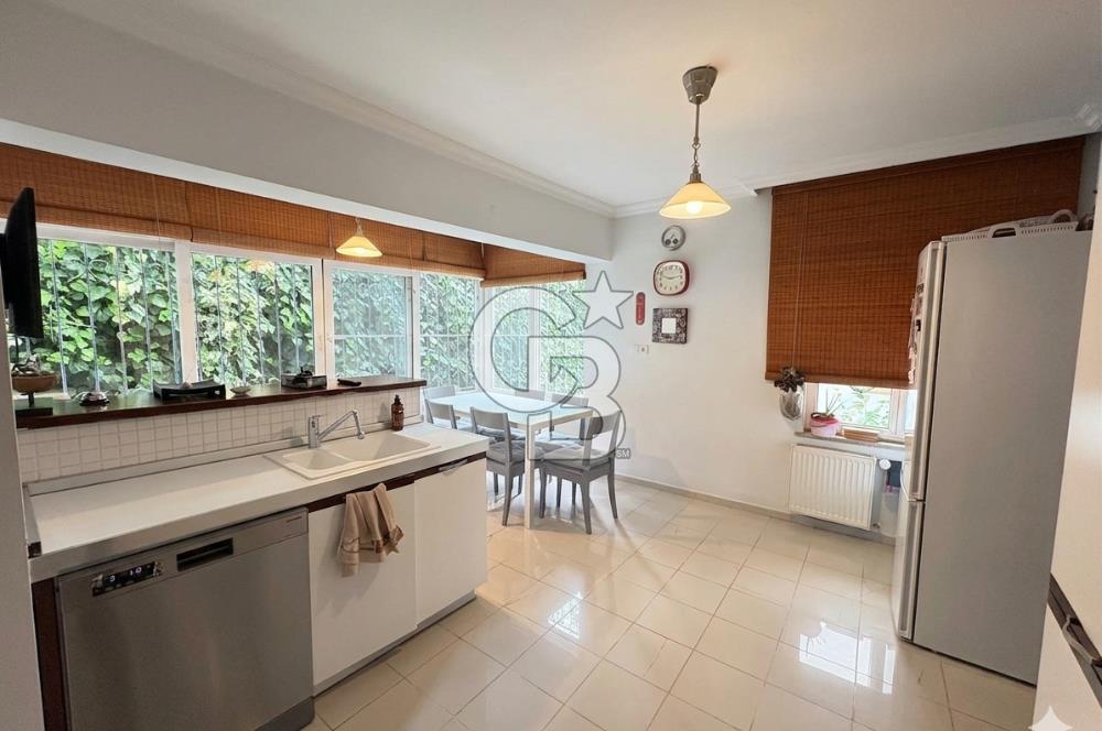bağbaşında Satılık 5+2 Site İçerisinde Havuzlu Fourlex Villa