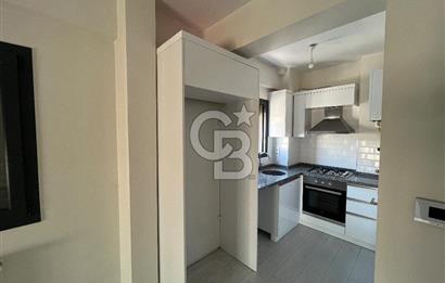 Karşıyaka Merkezde Yeni Binada Kiralık 1+1 Köşe Daire