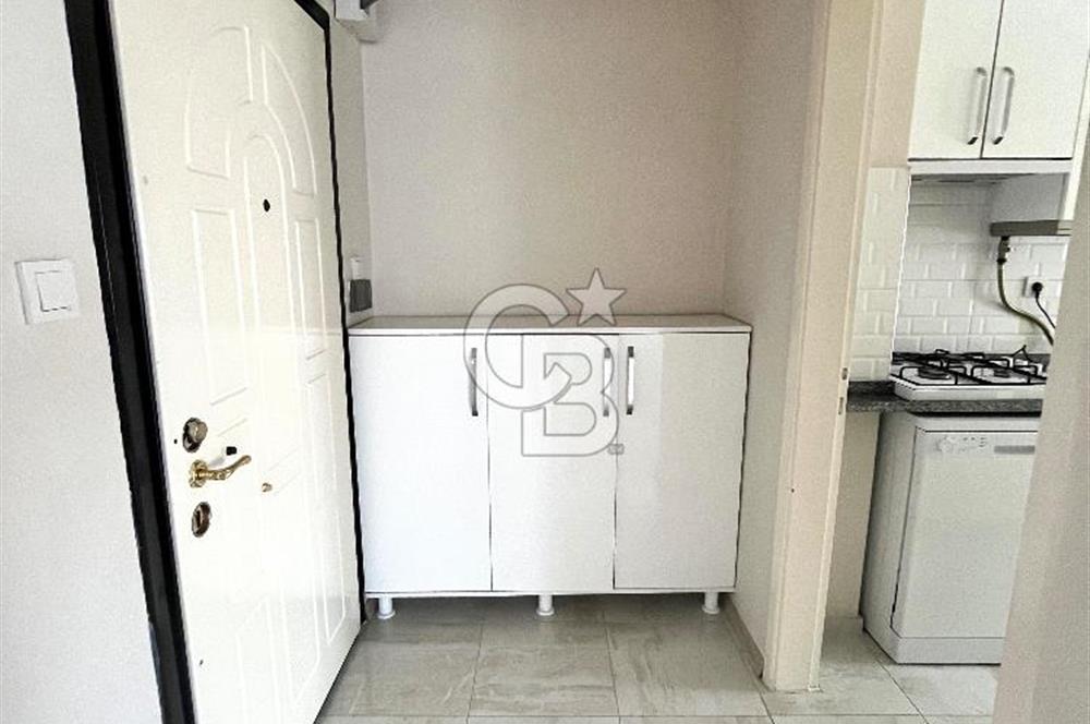  Alsancak’ta Araçsız Yaşam Keyfi Sunan Kordon’a Yürüme Mesafesinde Kiralık 2+1 Daire