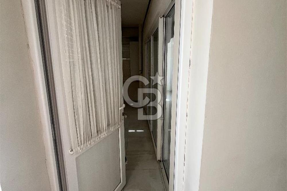  Alsancak’ta Araçsız Yaşam Keyfi Sunan Kordon’a Yürüme Mesafesinde Kiralık 2+1 Daire