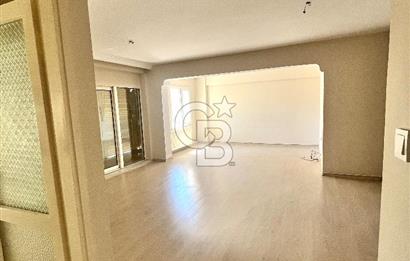  Alsancak’ta Araçsız Yaşam Keyfi Sunan Kordon’a Yürüme Mesafesinde Kiralık 2+1 Daire