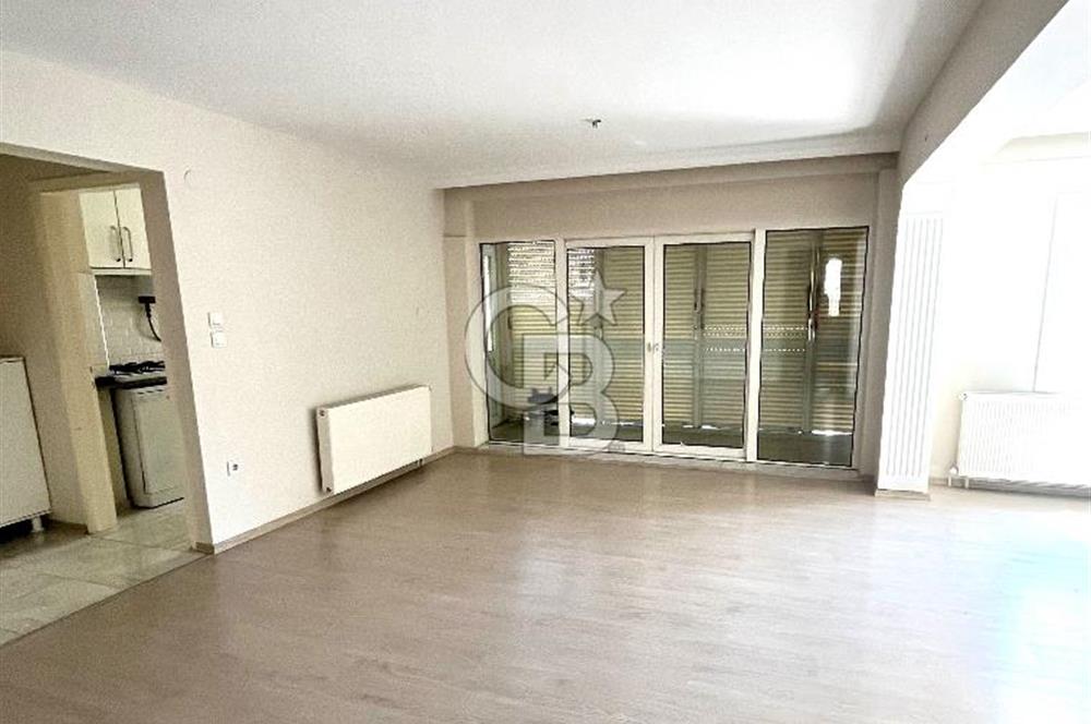  Alsancak’ta Araçsız Yaşam Keyfi Sunan Kordon’a Yürüme Mesafesinde Kiralık 2+1 Daire