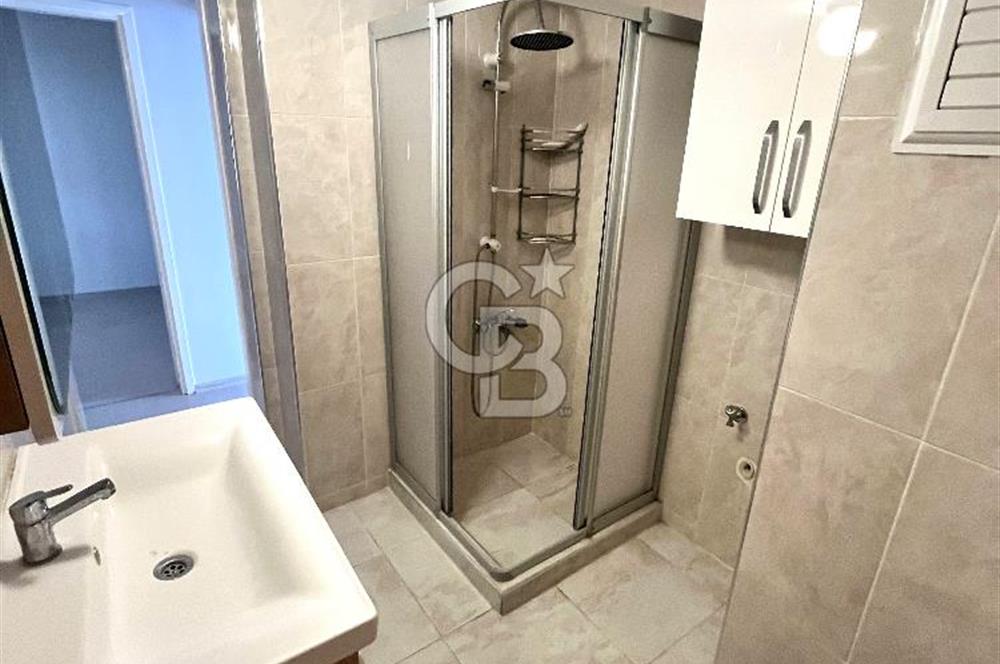  Alsancak’ta Araçsız Yaşam Keyfi Sunan Kordon’a Yürüme Mesafesinde Kiralık 2+1 Daire
