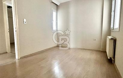  Alsancak’ta Araçsız Yaşam Keyfi Sunan Kordon’a Yürüme Mesafesinde Kiralık 2+1 Daire