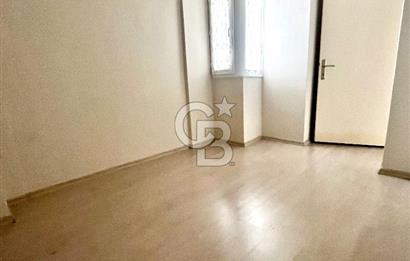  Alsancak’ta Araçsız Yaşam Keyfi Sunan Kordon’a Yürüme Mesafesinde Kiralık 2+1 Daire