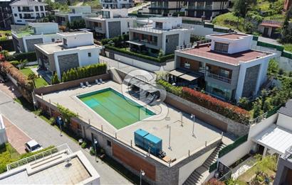 Bağbaşı mh En Prestijli Sitesi Premium Parkta Satılık Lüks Villa 