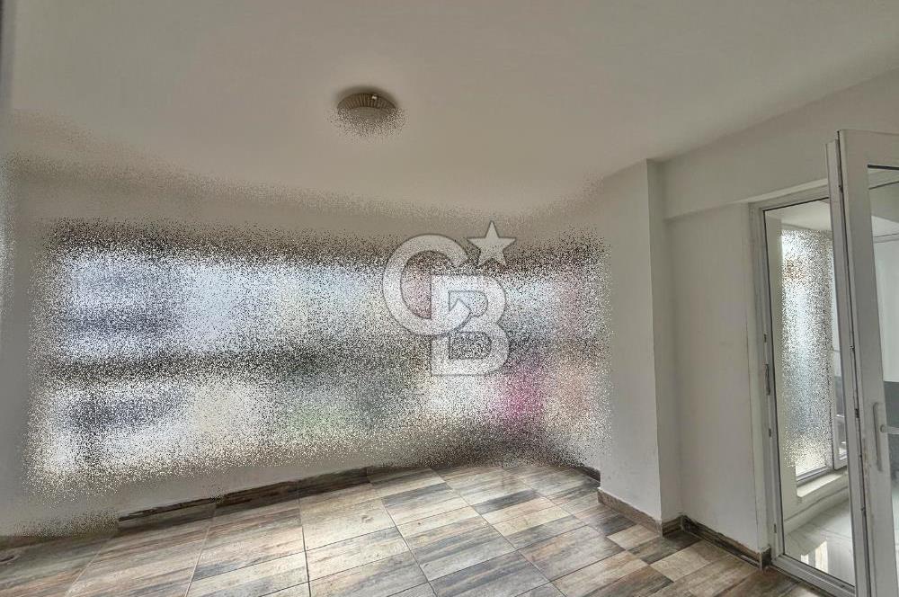 TEK BLOKLU SİTEDE CADDE YAKINI YÜKSEK KATTA 3+1 FIRSAT DAİRE
