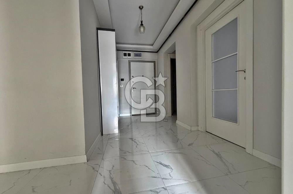 TEK BLOKLU SİTEDE CADDE YAKINI YÜKSEK KATTA 3+1 FIRSAT DAİRE