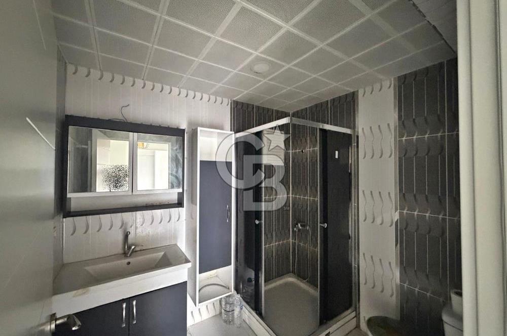 TEK BLOKLU SİTEDE CADDE YAKINI YÜKSEK KATTA 3+1 FIRSAT DAİRE