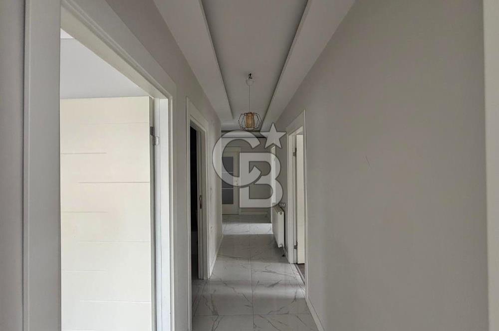 TEK BLOKLU SİTEDE CADDE YAKINI YÜKSEK KATTA 3+1 FIRSAT DAİRE
