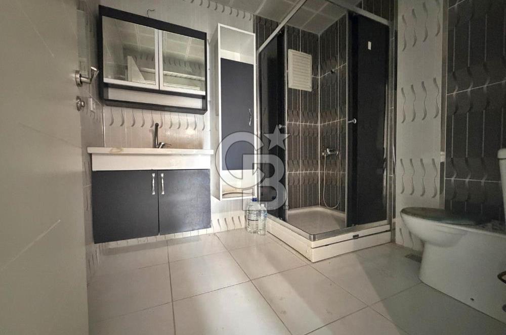 TEK BLOKLU SİTEDE CADDE YAKINI YÜKSEK KATTA 3+1 FIRSAT DAİRE