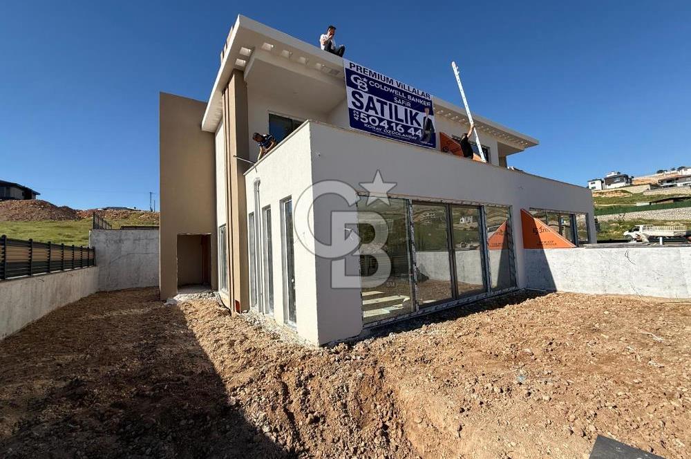 COLDWELL BANKER SAFİR'den TECDE de SATILIK BAHÇESARAY VİLLALARI