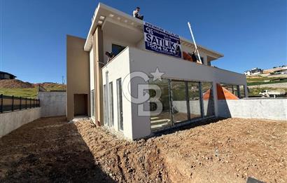 COLDWELL BANKER SAFİR'den TECDE de SATILIK BAHÇESARAY VİLLALARI