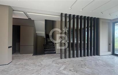 Yaşamkent Merkezde Satılık Lüks 5+1 Villa