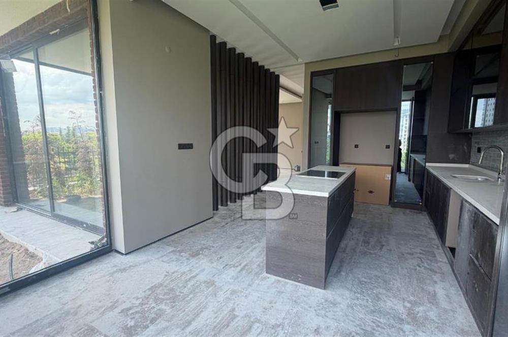 Yaşamkent Merkezde Satılık Lüks 5+1 Villa