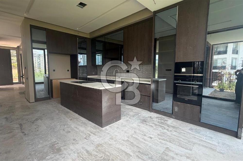 Yaşamkent Merkezde Satılık Lüks 5+1 Villa