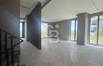 Yaşamkent Merkezde Satılık Lüks 5+1 Villa