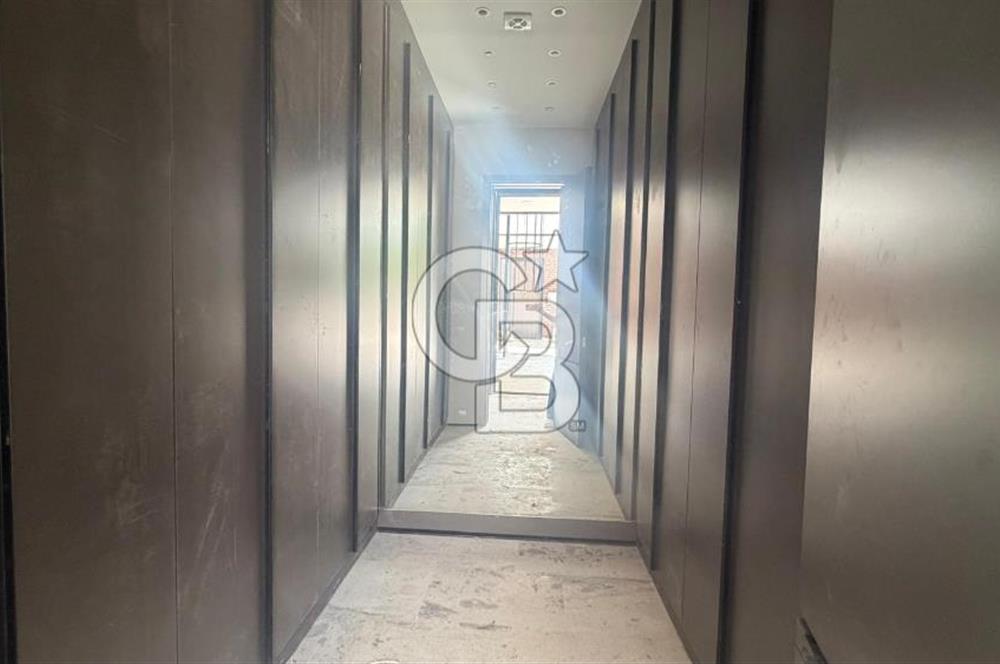 Yaşamkent Merkezde Satılık Lüks 5+1 Villa