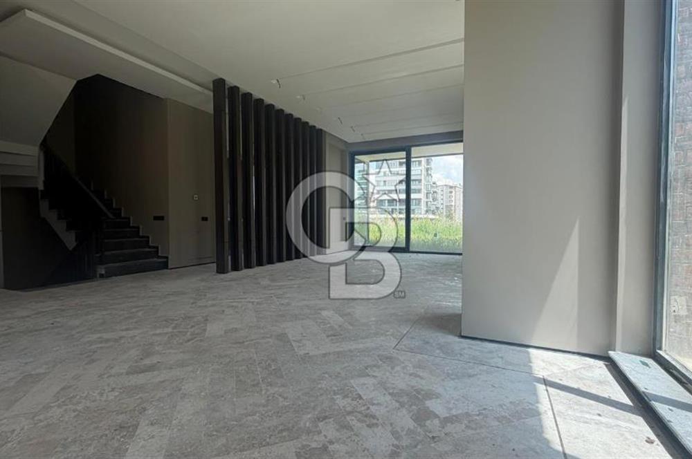 Yaşamkent Merkezde Satılık Lüks 5+1 Villa