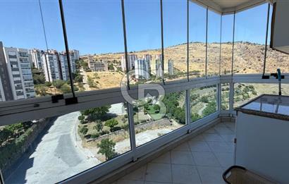 KARŞIYAKA YÜKSEK VADİ EVLERİNDE SATILIK PRESTİJLİ 4+1 DAİRE