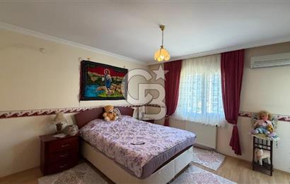 KARŞIYAKA YÜKSEK VADİ EVLERİNDE SATILIK PRESTİJLİ 4+1 DAİRE