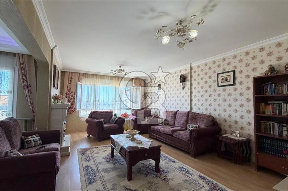 KARŞIYAKA YÜKSEK VADİ EVLERİNDE SATILIK PRESTİJLİ 4+1 DAİRE