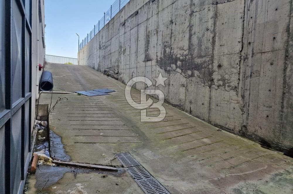 Hadımköy Ömerli Kiralık 2.300 M2 Depo