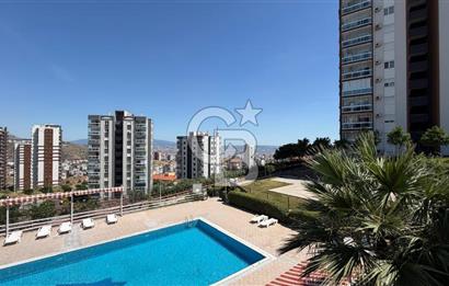 KARŞIYAKA YÜKSEK VADİ EVLERİNDE SATILIK PRESTİJLİ 4+1 DAİRE